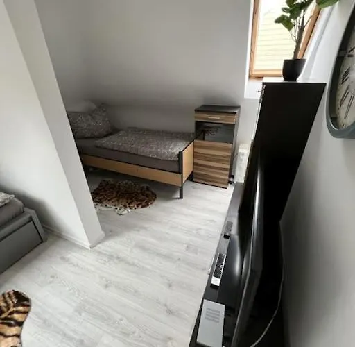 Schoenes Monteur Mg14 Lejlighed